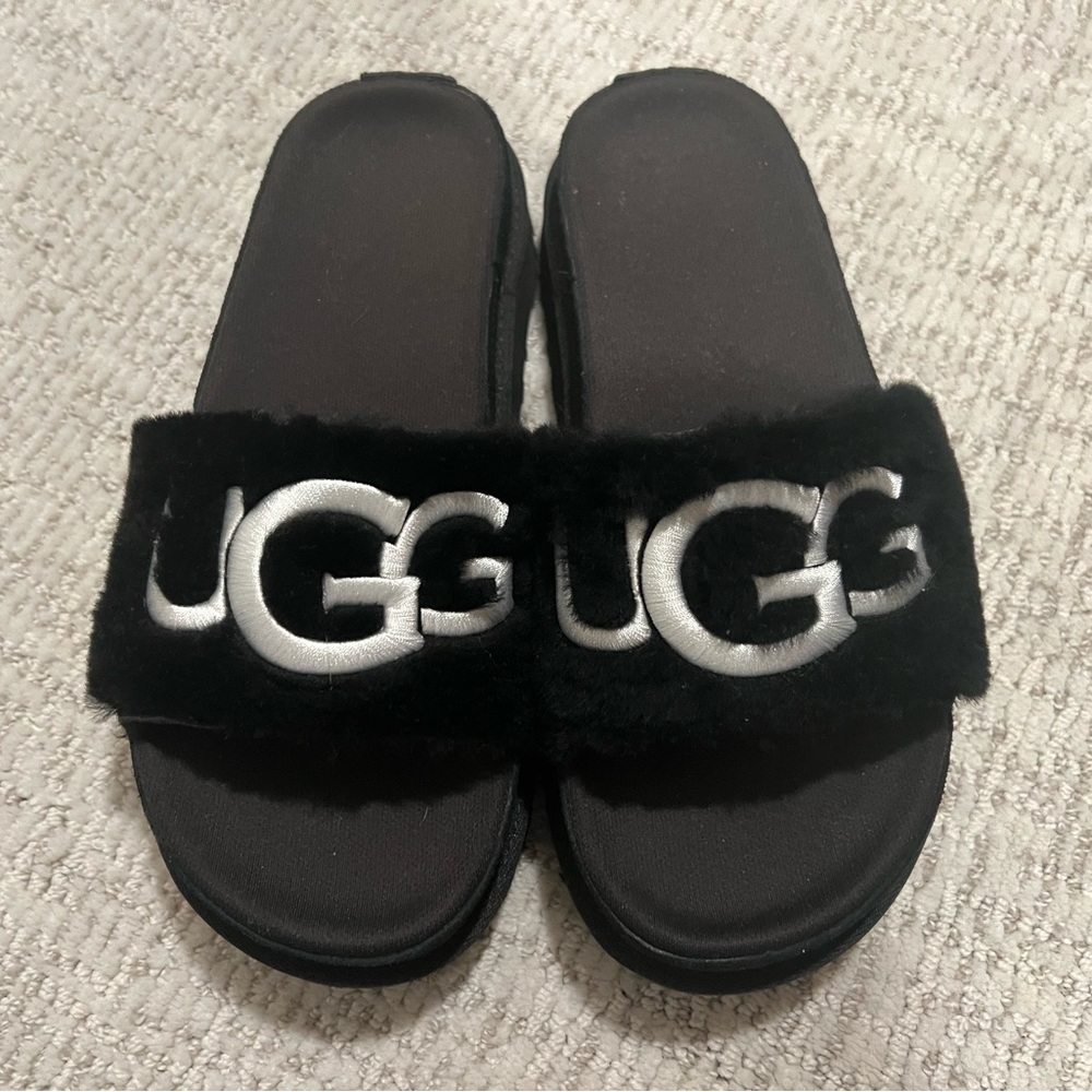 SOLD!!!!!NEW! Ugg faux fur slides!